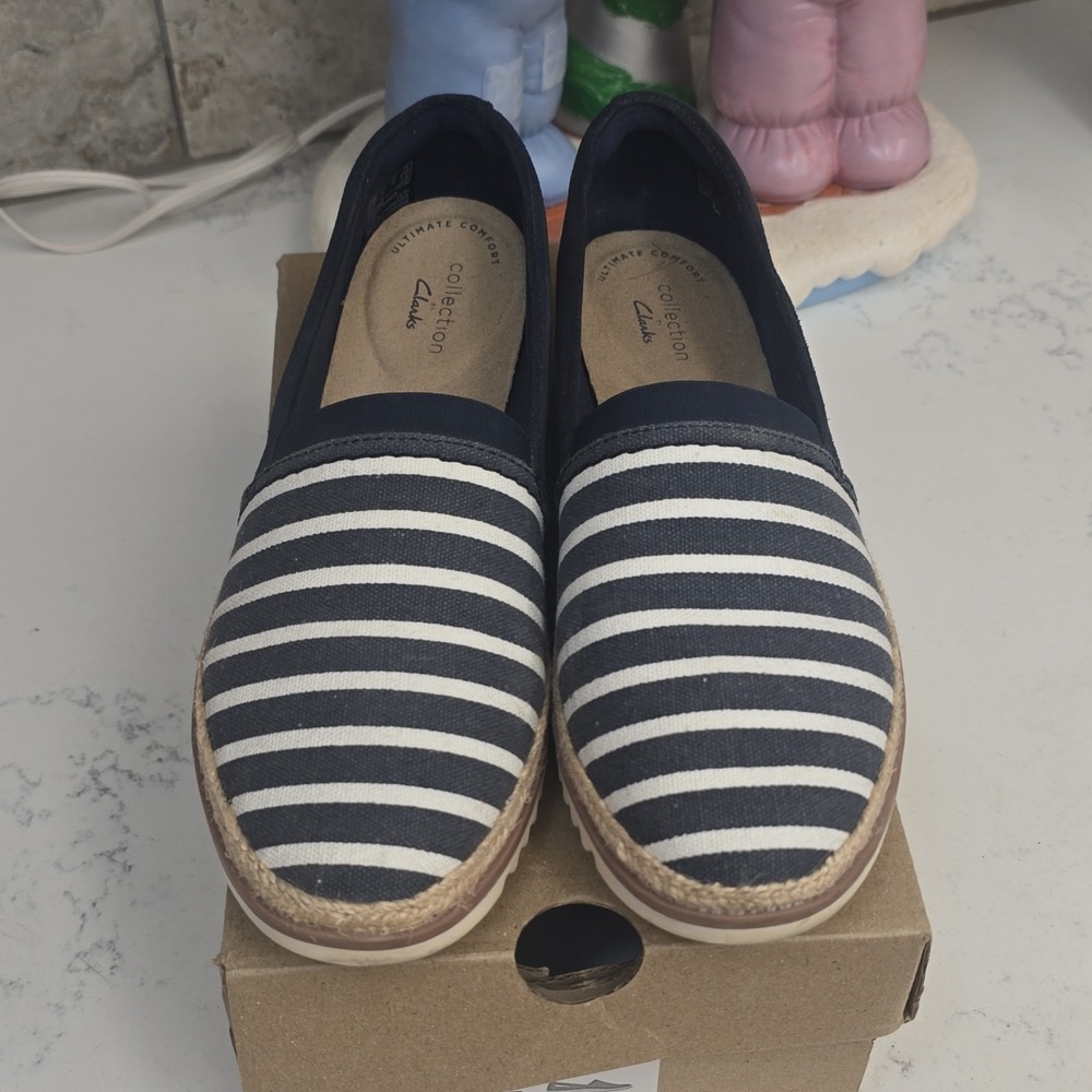 Clarks Loafer/Espadrille Shoes Navy & White Stripe Women's Size 7.5